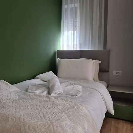Ajet * Korcza